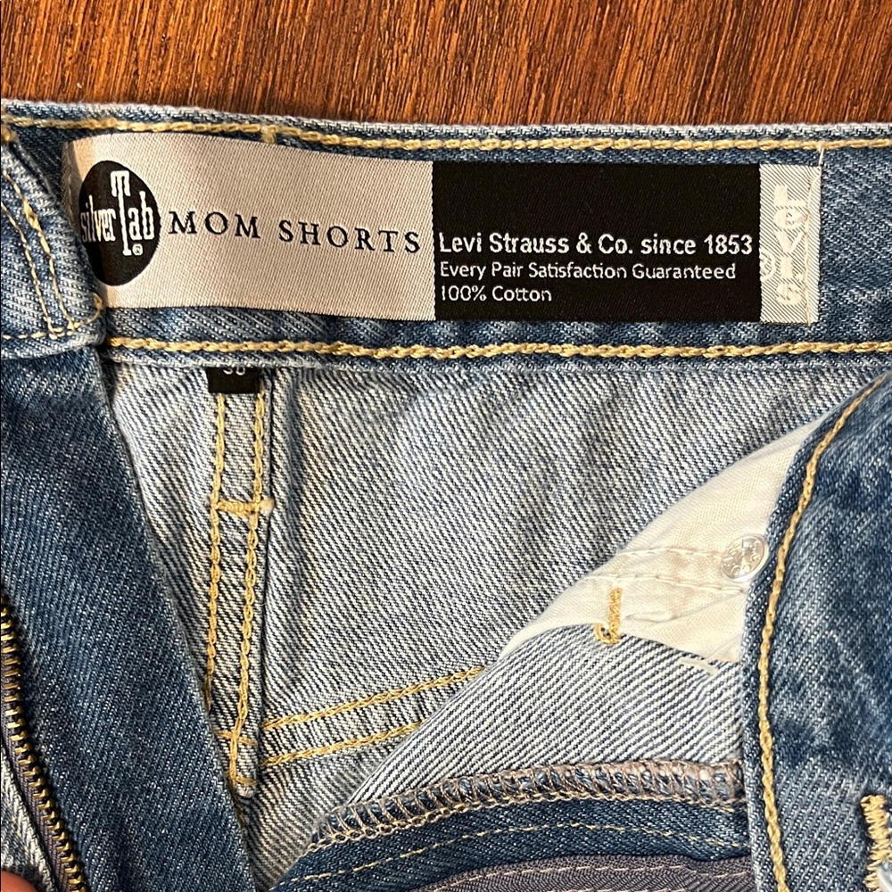 Levi's Distressed Mom Style Jean Shorts - Picture 2 of 4